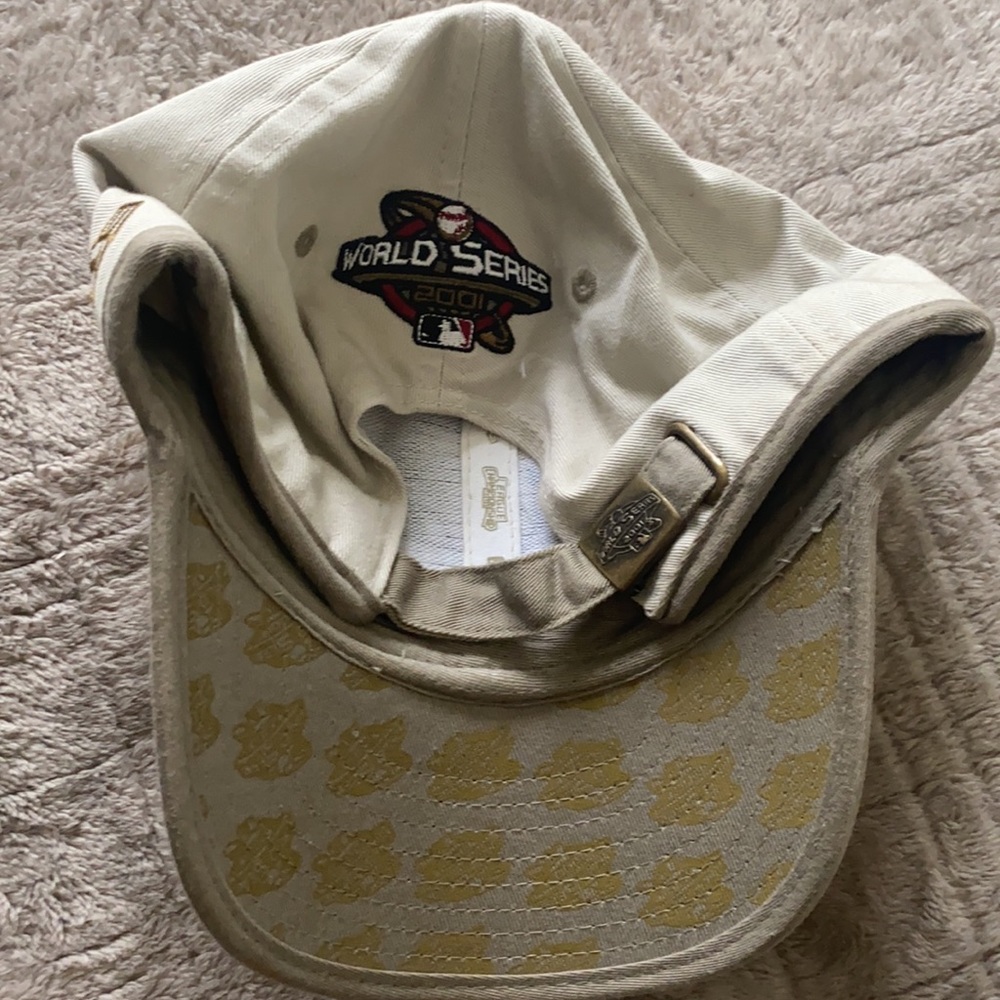 Diamondbacks Hat - Picture 2 of 5